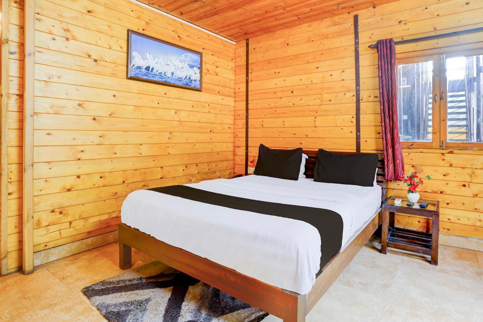Super Townhouse Morjim Hotel Ngoại thất bức ảnh